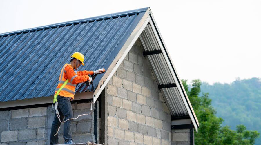 Professional metal roof installation in Babson Park, FL